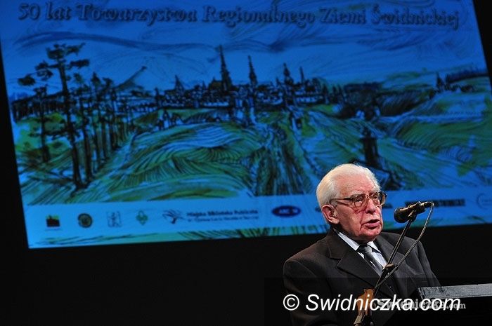 Świdnica: Dwie Ojczyzny – Towarzystwo Regionalne Ziemi Świdnickiej czeka na wspomnienia