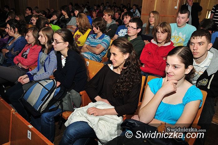 Świdnica: Nie szantażujcie Pana Boga – redaktor Terlikowski poucza licealistów