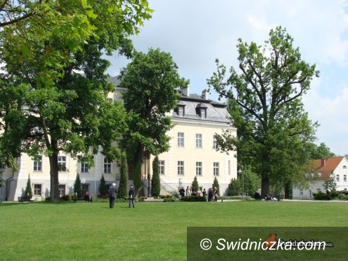 Krzyżowa: Partnerstwo gminy i sołectwa w odnowie wsi – kongres w Krzyżowej