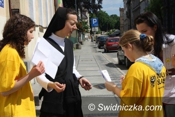 Świebodzice: Pod naszym patronatem: II Świebodzicka Gra Miejska