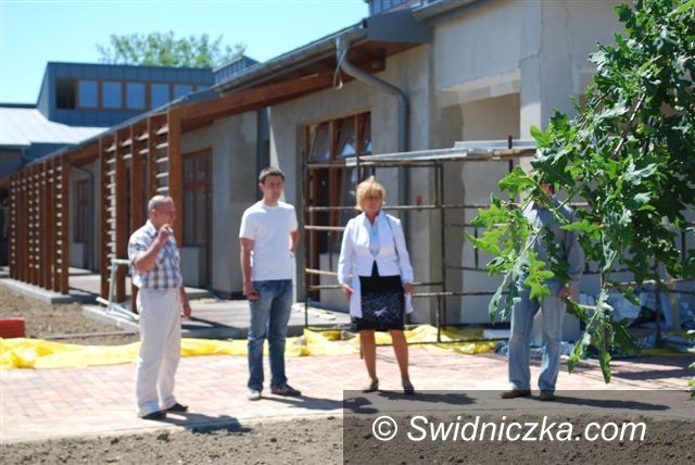 Świdnica: Od września zasiądą w nowych ławkach – Szkoła Specjalna na finiszu