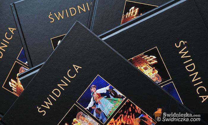 Świdnica: Zakochani w Świdnicy – jest już nowy album o Świdnicy