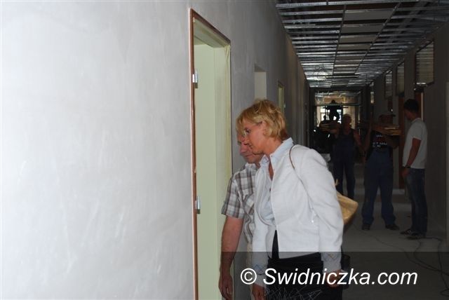 Świdnica: Mniej na umeblowanie Szkoły Specjalnej