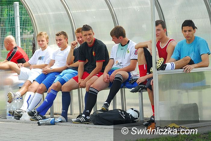 Świdnica: Poloniści gorsi od zawodników z łódzkiej klasy okręgowej