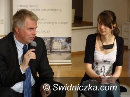Świdnica: Wicemarszałek zwizytuje świdnickie PIFE