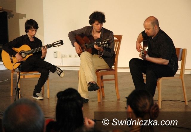 Krzyżowa: POD NASZYM PATRONATEM: Wygraj wejściówki na Festiwal Gitarowy