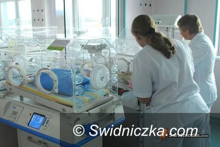 Świdnica: Tysięczny maluch w świdnickim USC