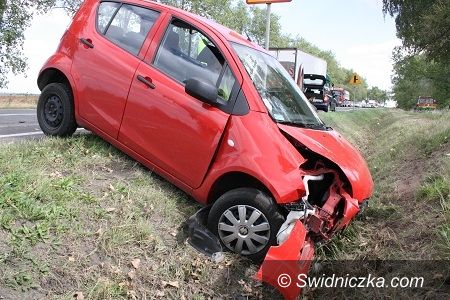 Świdnica/Pszenno: Dwie kobiety i dziecko trafiły do szpitala