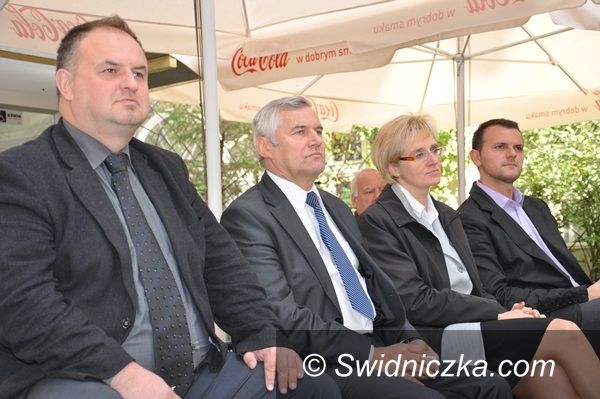 Świdnica: Posłowie z certyfikatem
