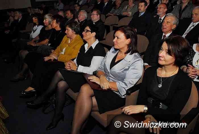 Świdnica: Świdniccy nauczyciele nagrodzeni