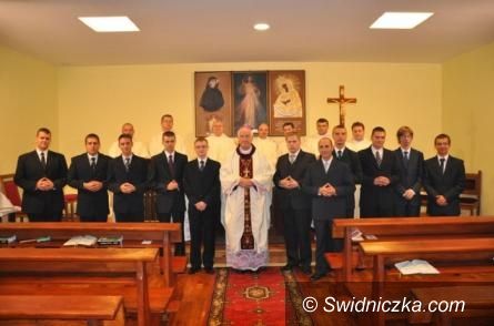 Świdnica: Chcesz zostać księdzem? Zgłoś się do WSD