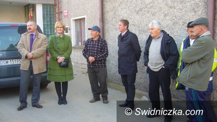 Wierzbna/Nowice/Gmina Świdnica: Wierzbna i Nowice mają zmodernizowaną drogę