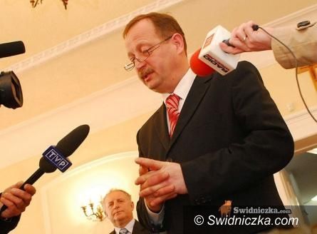 REGION, Świebodzice: Trudne decyzje są koniecznością – burmistrz Świebodzic odwołał swoich zastępców