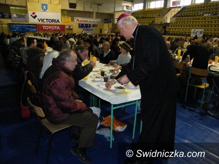 Świebodzice: Opłatek z biskupem i samorządowcami w Świebodzicach