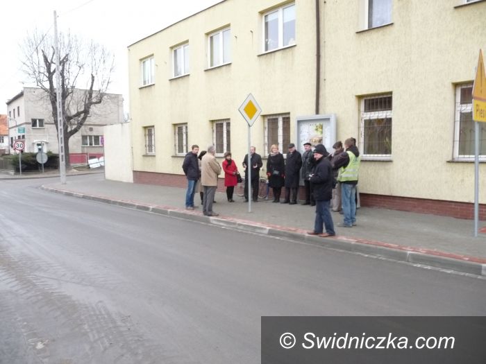 Marcinowice/ Klecin: 2 km nowej nawierzchni na trasie Marcinowice–Klecin