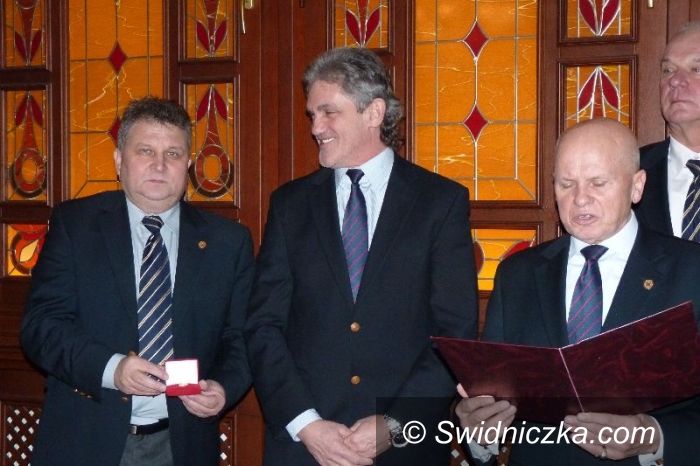 Świdnica: Marek Kowalski członkiem Klubu 25