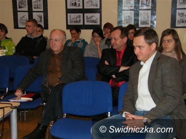 Świebodzice: Młodzież ma decydujące zdanie–spotkanie ws. skateparku