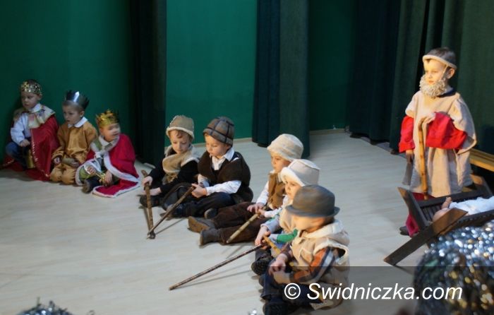 Gmina Żarów: XV Miejsko–Gminny Przegląd Zespołów Kolędniczych