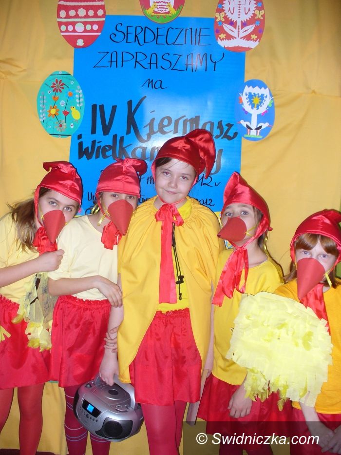 Świdnica: Kiermasz wielkanocny w SP 105