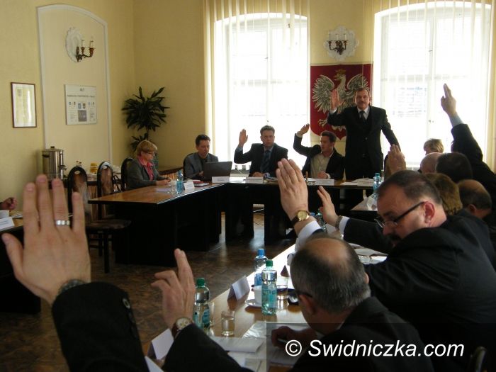 Świebodzice: Niemal jednogłośne "za"