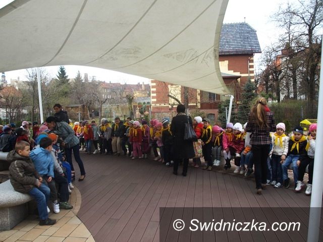 Świebodzice: Wielkanocne spotkanie z zajączkiem w Świebodzicach