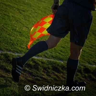 IV-liga piłkarska: Beniaminek wciąż blisko strefy spadkowej