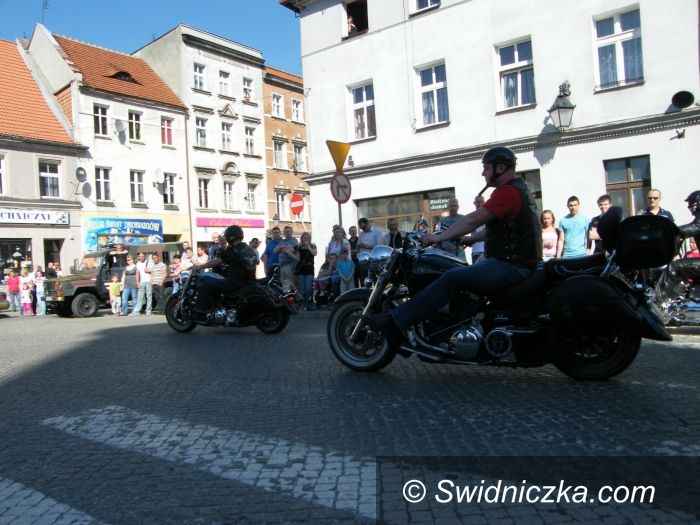 Świebodzice: Harleye i nie tylko, opanowały Rynek