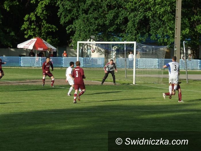 klasa A: Zwycięstwo Karoliny w zaległym spotkaniu
