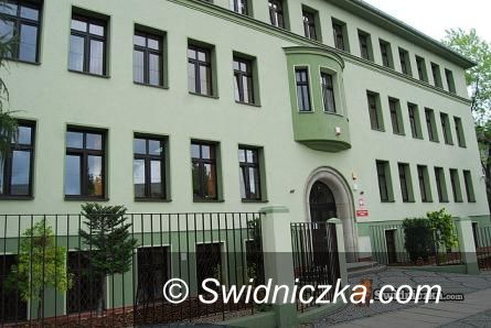 Świdnica: Opiekunka Violetty Villas jednak z zarzutami