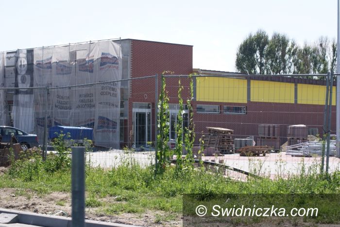 Świdnica: Kolejna Biedronka i pierwszy Lidl