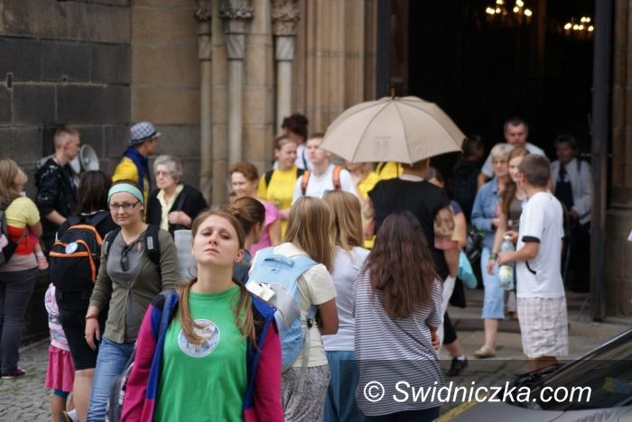 Świdnica: 9 Pielgrzymka Diecezji Świdnickiej na Jasną Górę wyruszyła