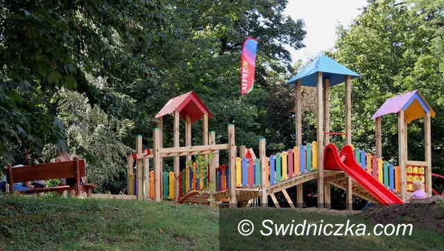Dobromierz: Nowy plac zabaw w Dobromierzu