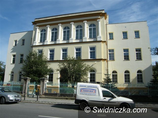 Świebodzice: Termomodernizacja finiszuje