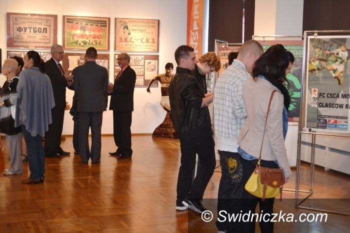 Wałbrzych: Rosyjska piłka na plakacie