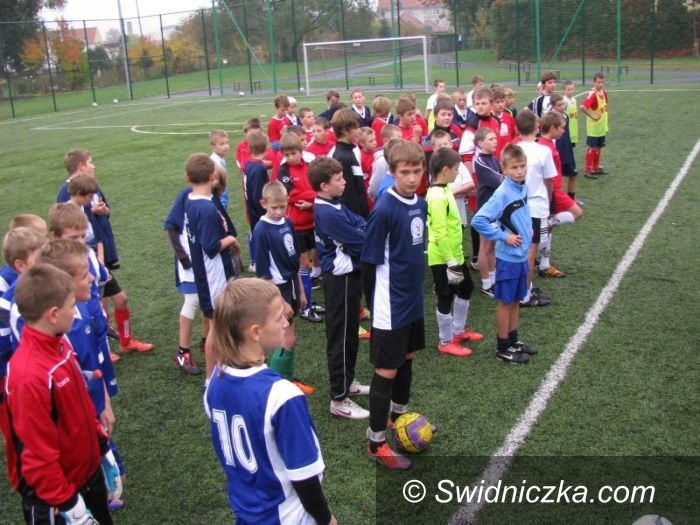 Świdnica: Młodzi piłkarze z „czwórki” okazali się najlepsi