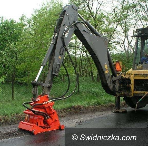 powiat świdnicki: Nowa frezarka