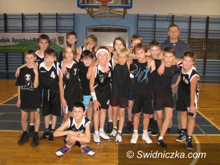 Świdnica: Śnieżne Wrony w końcu lepsze od wałbrzyskiego Górnika