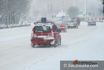 Kraj: Kierowca kontra natura, czyli jak przygotować auto na zimę
