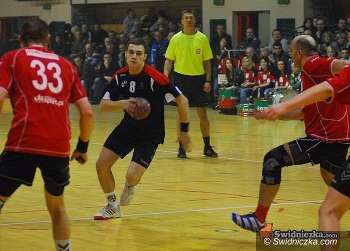 I-liga szczypiornistów: Mateusz Piędziak w dwudziestce najlepszych strzelców!