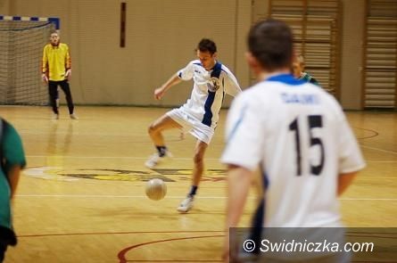 Świdnica: Bezradny Power Team – wyniki niedzielnej kolejki Świdnickiej Halówki