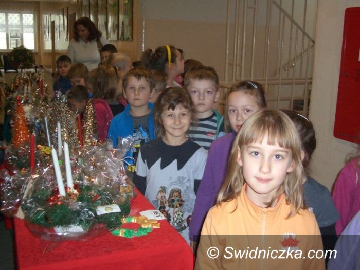 Świdnica: Kiermasz Bożonarodzeniowy w SP 105