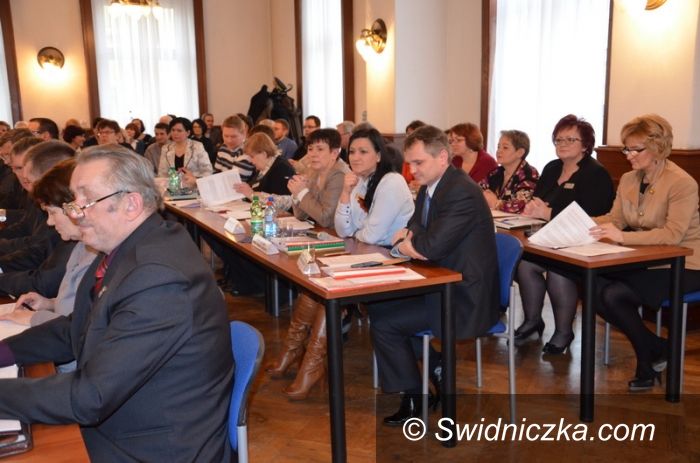 Strzegom: Obradowali radni