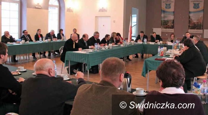 Gmina Dobromierz: Stawki za śmieci w gminie Dobromierz przyjęte