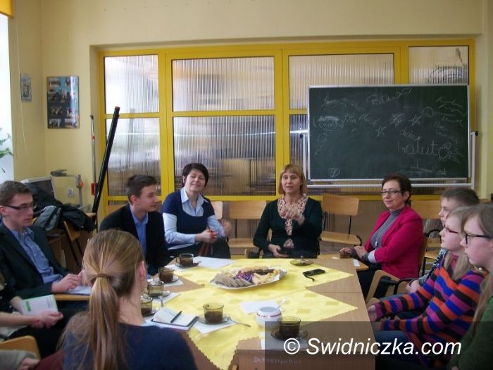 Gmina Świdnica: Pracowity miesiąc młodych radnych