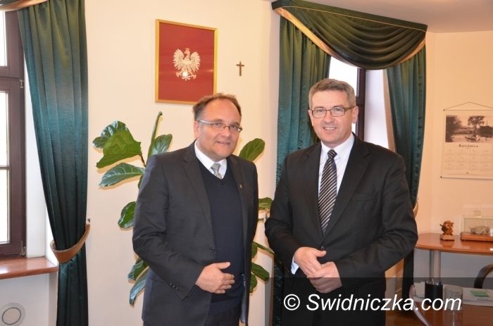 Żarów: Spotkaj się z marszałkiem