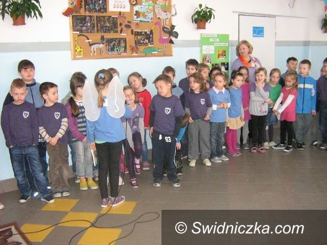 Świdnica: Pasowanie pierwszoklasistów na czytelnika