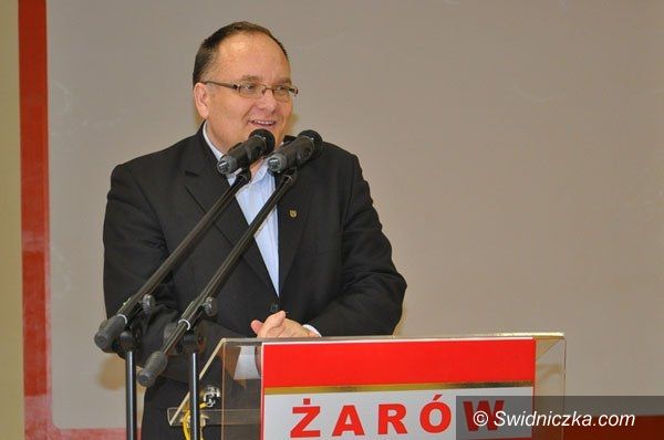 Żarów: Są pieniądze na boisko