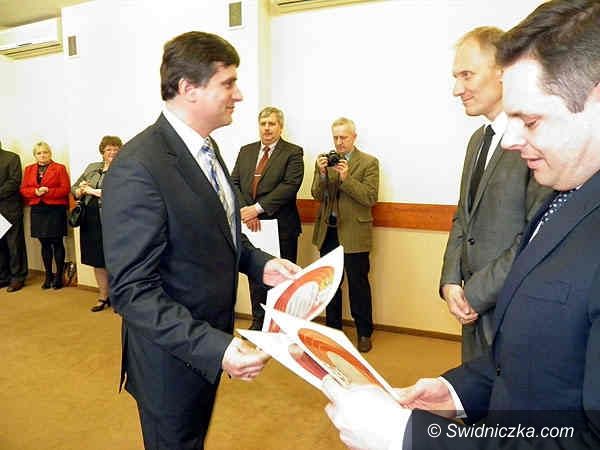 Żarów: Są pieniądze na kompleks lekkoatletyczny
