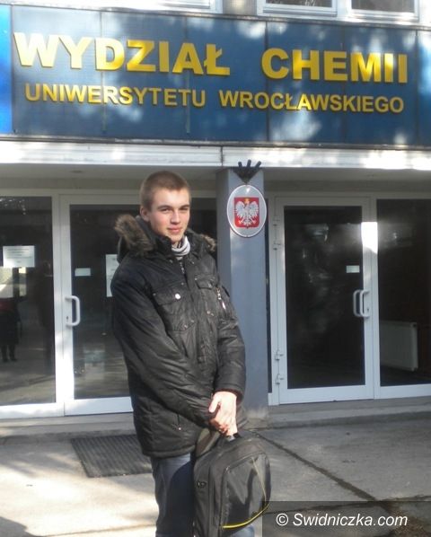 Jaworzyna Śląska: Zdolny chemik z Gimnazjum w Jaworzynie Śląskiej