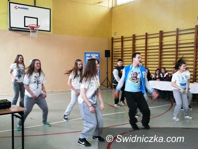 Świdnica: Obchody Dnia Olimpijczyka i Drzwi Otwarte w Gimnazjum nr 2